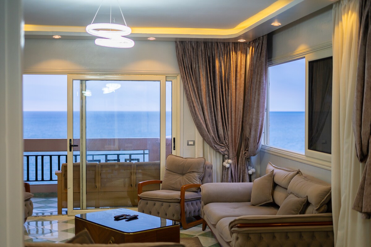 **市中心海滨整套三居室公寓**