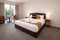 De'Vine Escape Hotels in 
