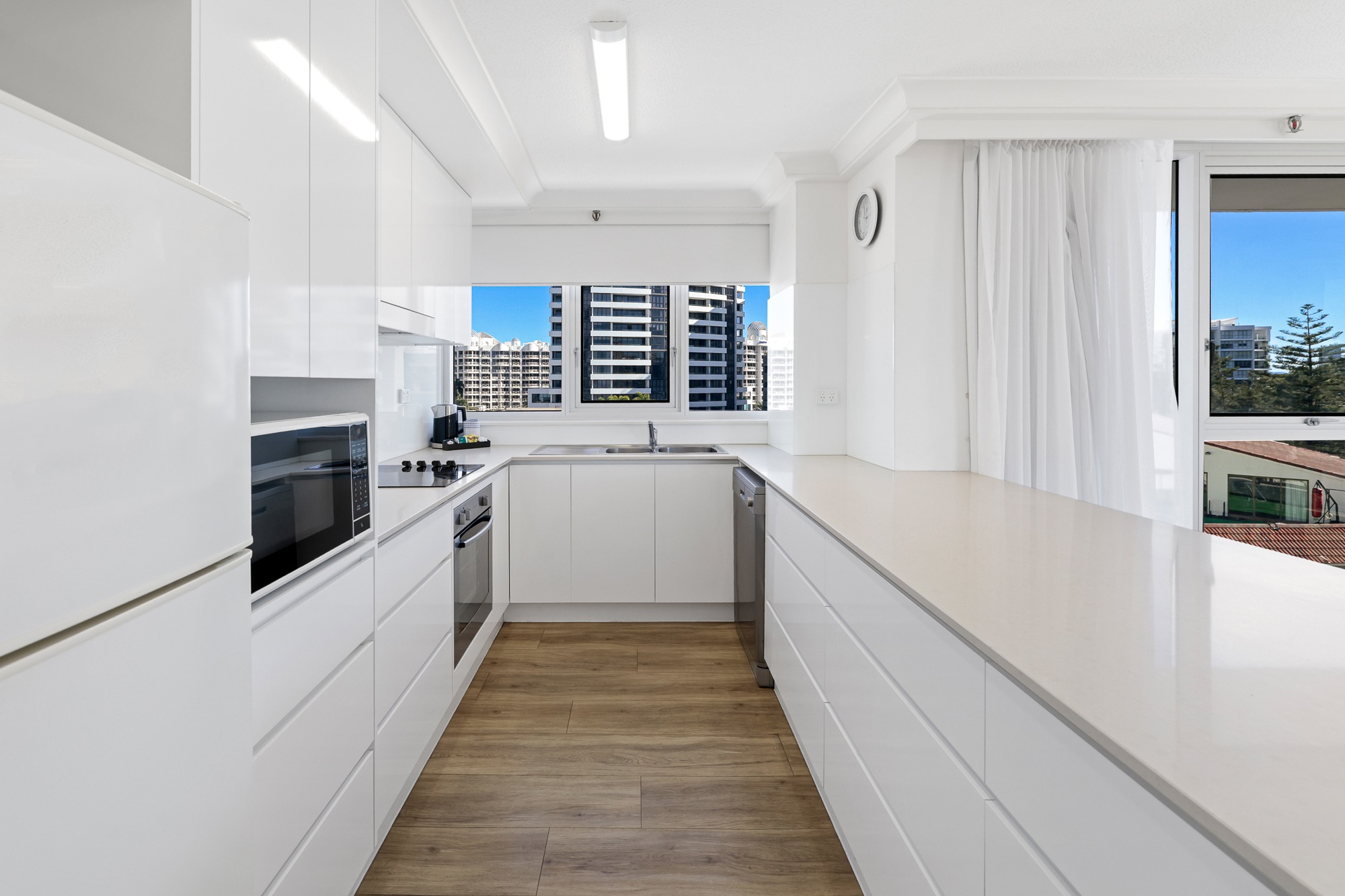 标准两卧室海景公寓