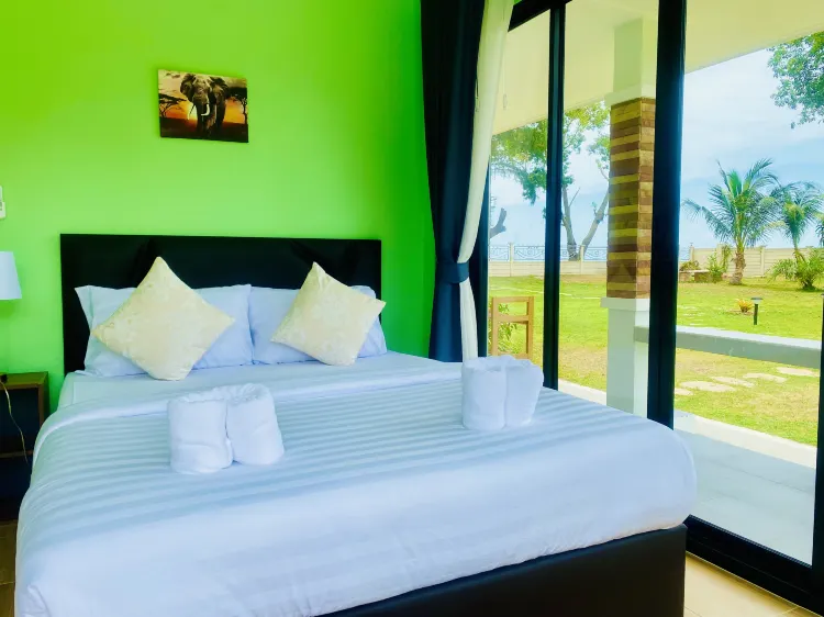 ห้องดีลักซ์เตียงควีนไซส์