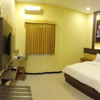 Deluxe Room Hotel Solaris Promo Code