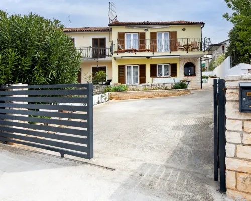 TRIKA Apartments Hôtels à : Rovinj