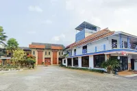 TwoSpaces Living at Matahari Homestay, Batu Hoteles en 
