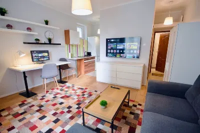 Metro Mlynow Studio, Młynów Station – WarsawStay Hotel di 
