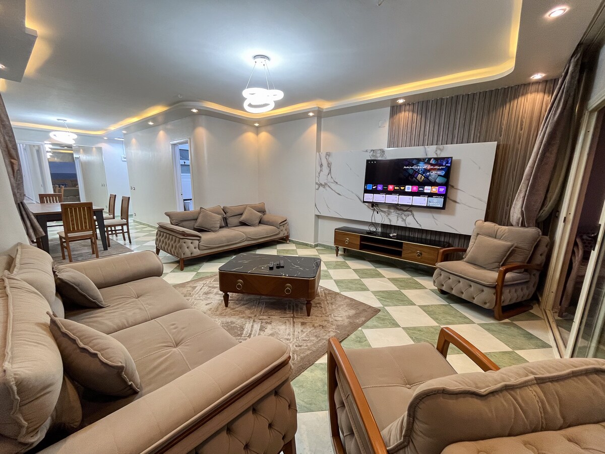 **市中心海滨整套三居室公寓**