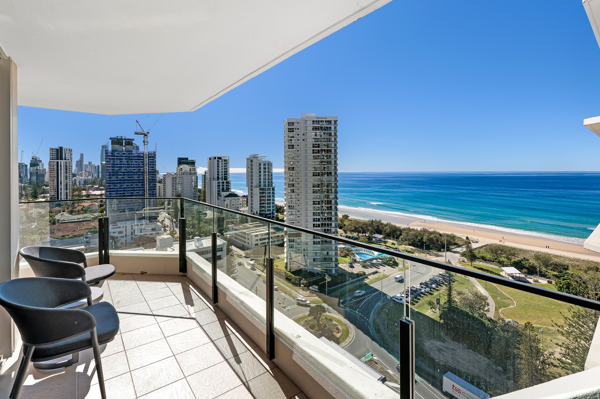 两卧室海景公寓