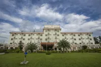 Hotel Naz Garden Hotel a 