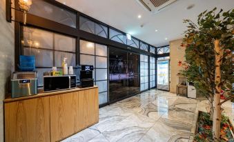Hotel The Wall - Housity