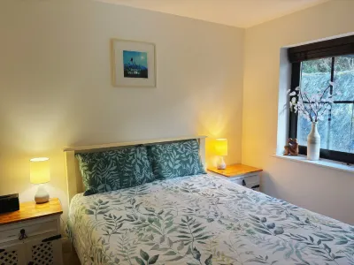 Riverside Garden B and B Hotels in 