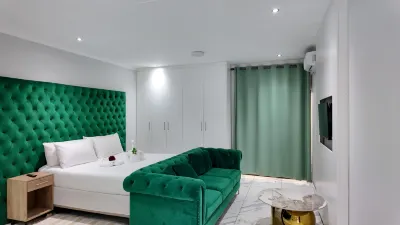 Malrose guesthouse Tours And safaris Windhoek Namibia Airport Shuttle services available Hôtels à : 