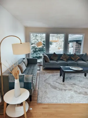 Edgemont-lntegrate into local life Hotels in 