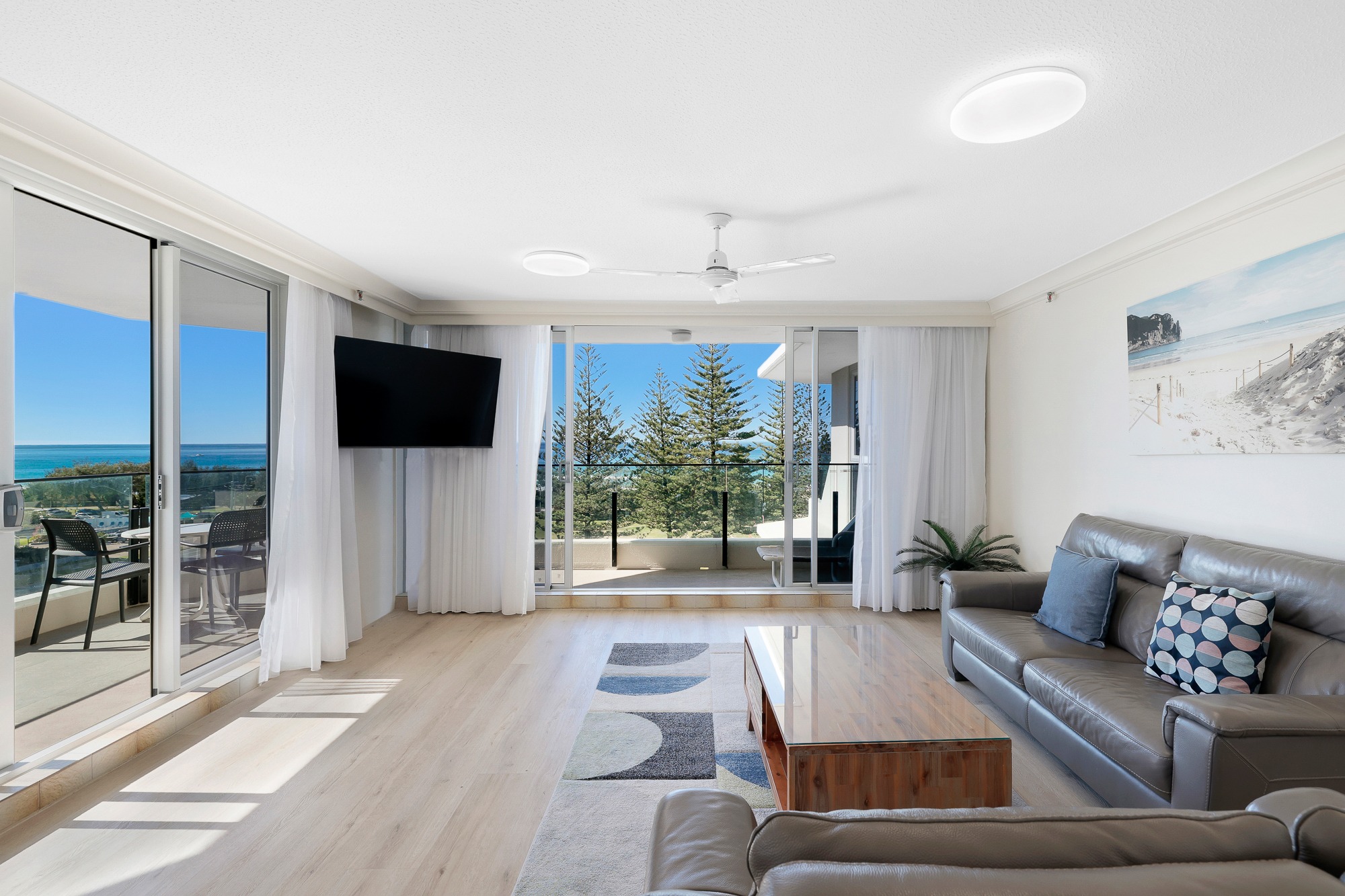 两卧室海景公寓