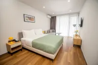 Blue Sky Apart-Hotel Batumi Hotel a 