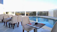 FIVE SEASONS HOTEL