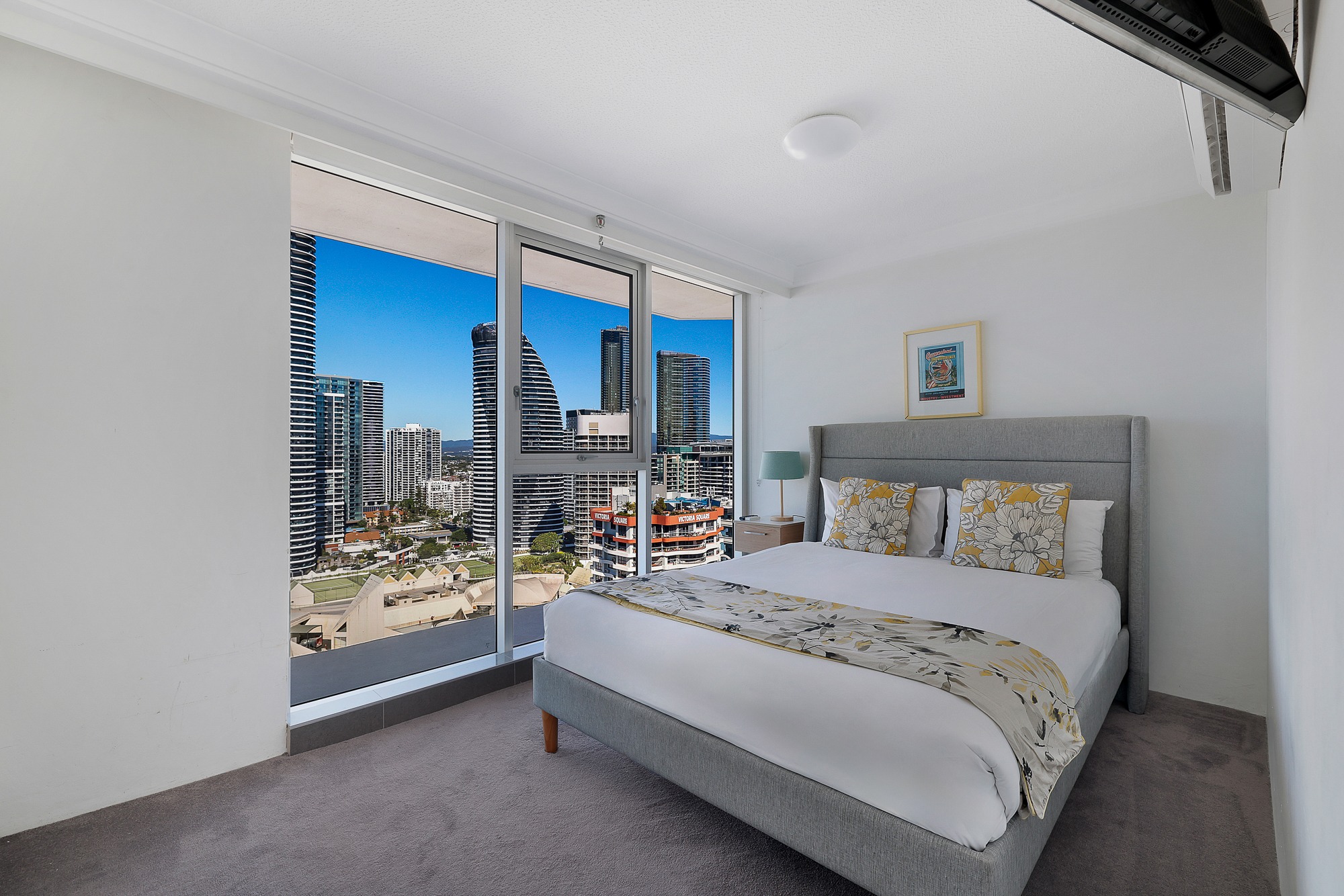 高级两卧室海景公寓