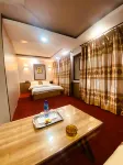 Ayanchin Hotel