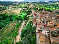 Da Vinci: entire space in the heart of Tuscany