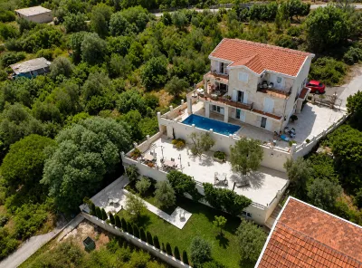 Villa Mare Hotele w: 