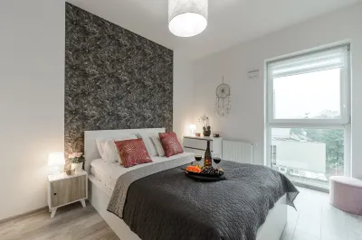 Lumina stylish apart near Atlas Arena Hotele w: 