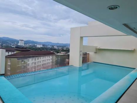 Cityscape Smart Studio w/ 200Mbps WiFi, Pool Access and PS4 near IT Park