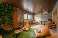 Mitsu Guesthouse, Karon Beach