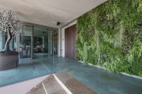 Columbus Urban Resort