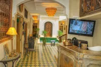 Riad Belikoss Pool & SPA