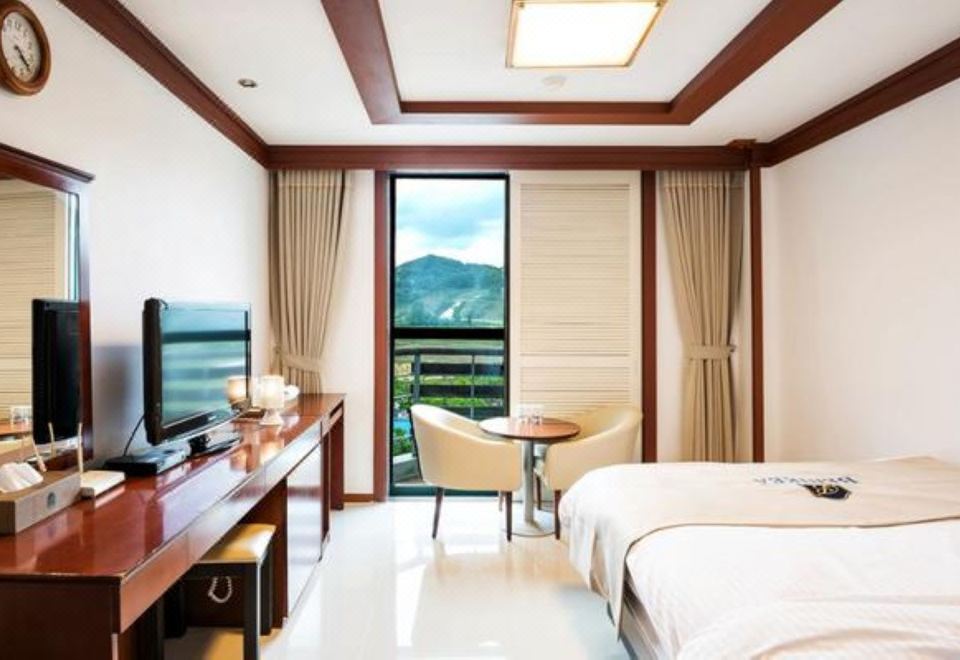 베니키아 청도 용암온천 대표 이미지