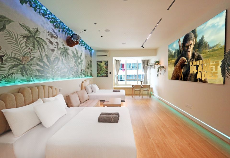 Jungle Cinema Home 4pax BathtubOne Bedroom