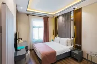 VE HOTELS ADAKALE