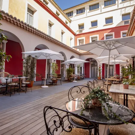 HOTEL DE PARIS