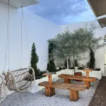 Green white Resort & Cafe