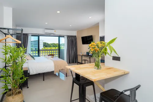 Mitsu Guesthouse, Karon Beach