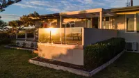 Beach Path House