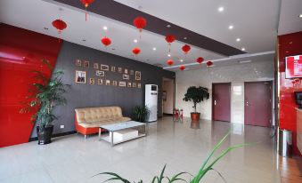 Home Inn Huaxuan Collection Hotel (Jingjiang Bus Station)