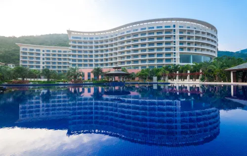 Days Hotel & Suites by Yangjiang