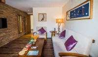 Junlan Hotel