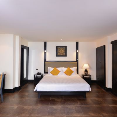 豪華海景房（按摩浴缸） 安達曼白色海灘度假酒店（SHA Extra Plus）優惠