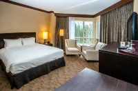 Rimrock Banff, Emblems Collection