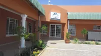 Gill Sleepover Guesthouse Отели в г. 