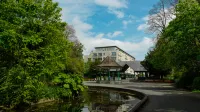 Herbert Park Hotel and Park Residence โรงแรมใน