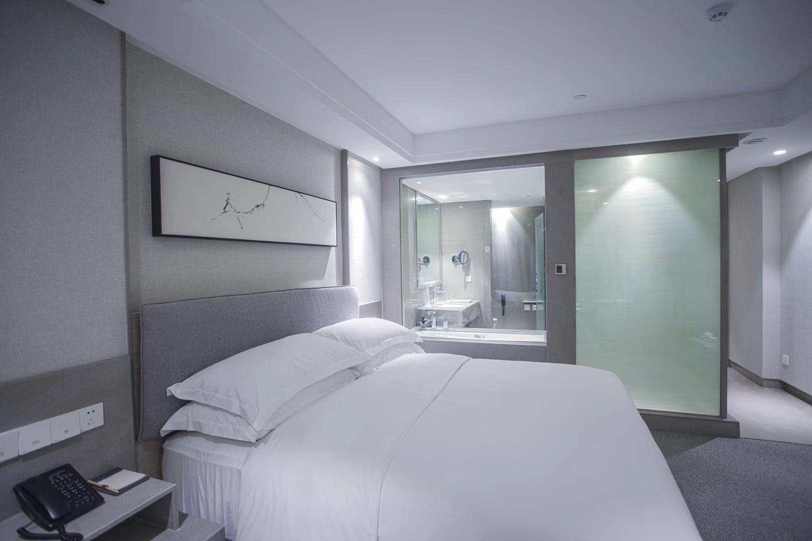 Sylvia Hotel豪华商务大床房（地暖）