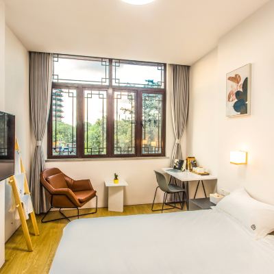 怡景大床房 蘇州一起一起·濕地小鹿青年旅舍優惠