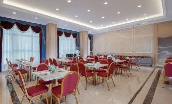 Vienna Hotel (Qingyuan Zhongshan Park Century Plaza)