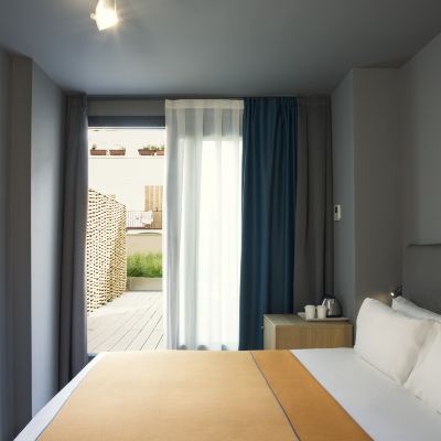 Double Room With Terrace Yurbban Trafalgar Hotel Promo Code