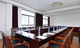 Vienna 3 Best Hotel (Shanghai Expo Sanlin) - Housity
