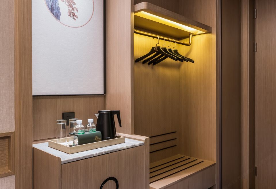 Guangdong Geological Landscape HotelElegant Executive King Room