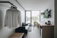 Lloyd's Inn Bali