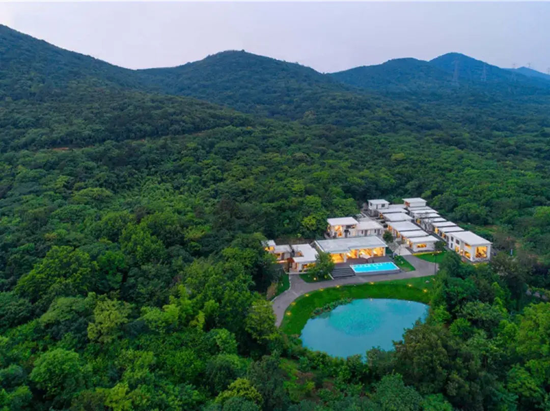 Acre Of Pure Land · Valley Hot Spring Resort - 