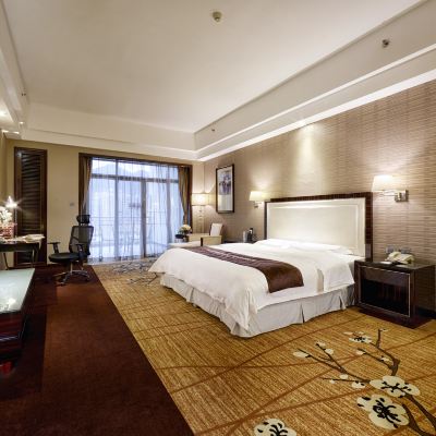 Deep Sleep Zero Pressure Double Bed Room 陽山碧桂園鳳凰酒店優惠
